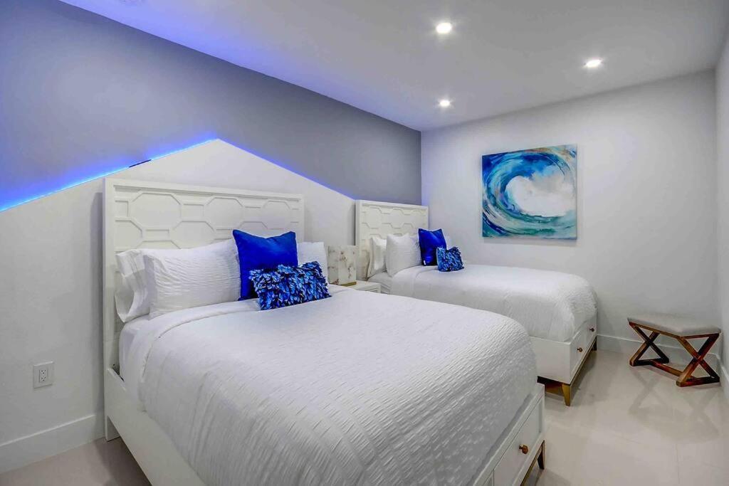 Miami 5Br Villa W Heated Pool, Games & Bbq L01 カトラー・ベイ エクステリア 写真