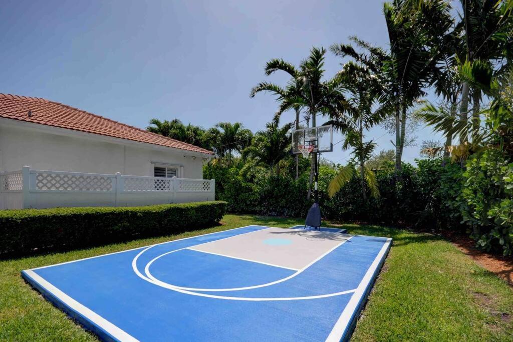 Miami 5Br Villa W Heated Pool, Games & Bbq L01 カトラー・ベイ エクステリア 写真