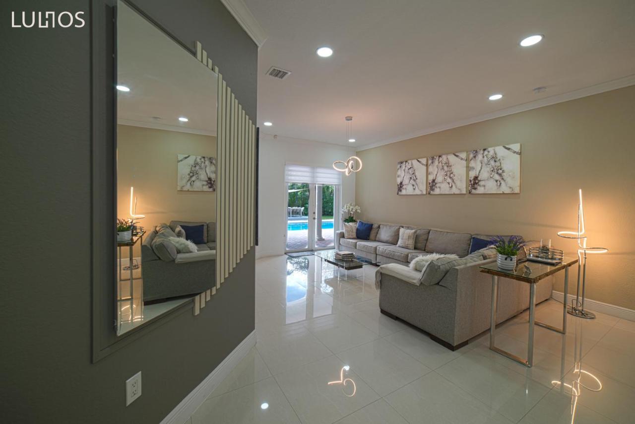 Miami 5Br Villa W Heated Pool, Games & Bbq L01 カトラー・ベイ エクステリア 写真